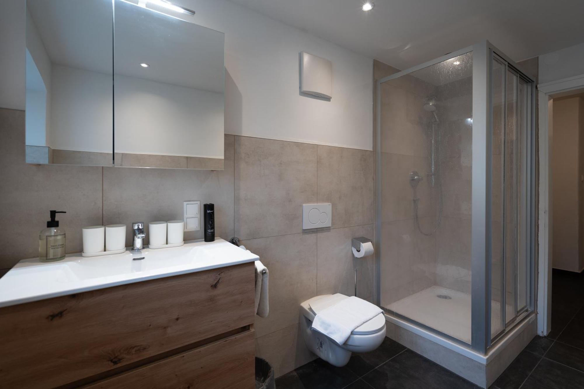 Studio Mit Gartenterrasse Salzburg Ngoại thất bức ảnh